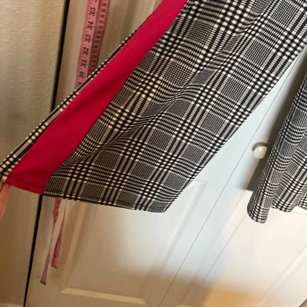 NWOT wide leg crop pants - Picture 4 of 6